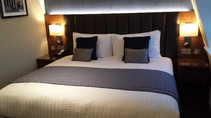 Norfolk Towers Paddington Hotel London Exterior photo