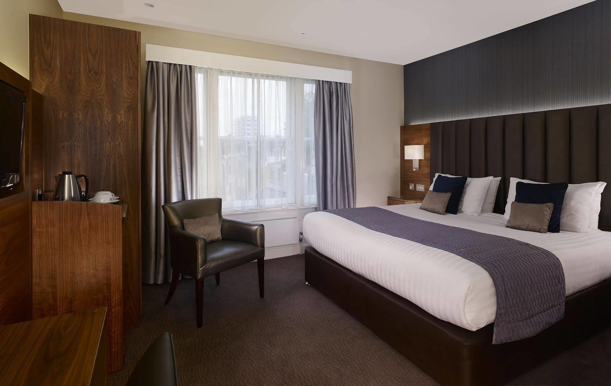 Norfolk Towers Paddington Hotel London Exterior photo